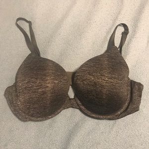 Victoria’s Secret bra 36C